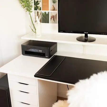 Aeroport 8 Min A Pied