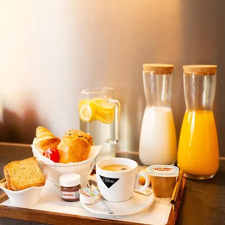 Aeroport 8 Min A Pied