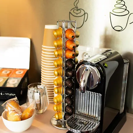 ベッド・アンド・ブレックファスト Aeroport 8 Min A Pied *